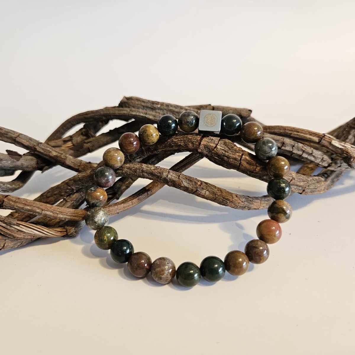 Iron Earth Bracelet - WoodzZ
