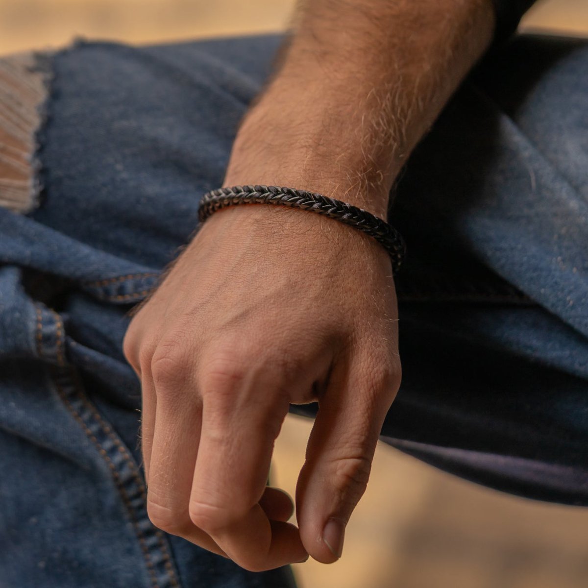 Steel Weave – Blackout - Iron & Oak