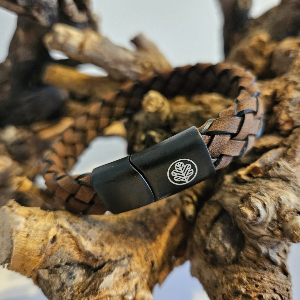 Braided Legacy (Brown) - Iron & Oak