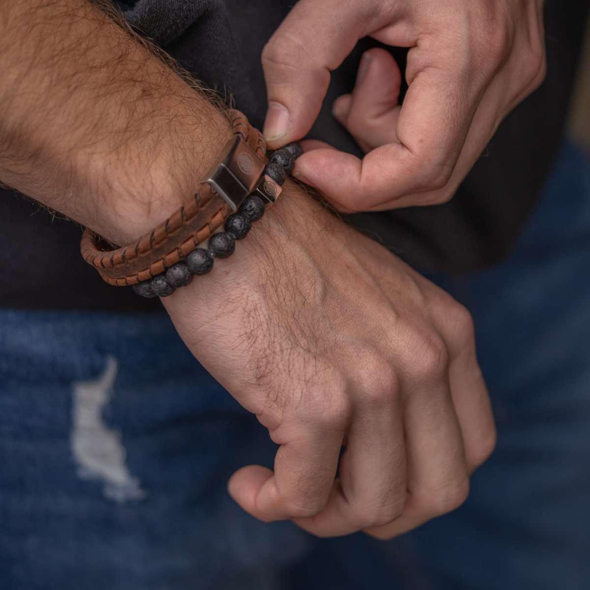 Steelbound (Brown) - Iron & Oak