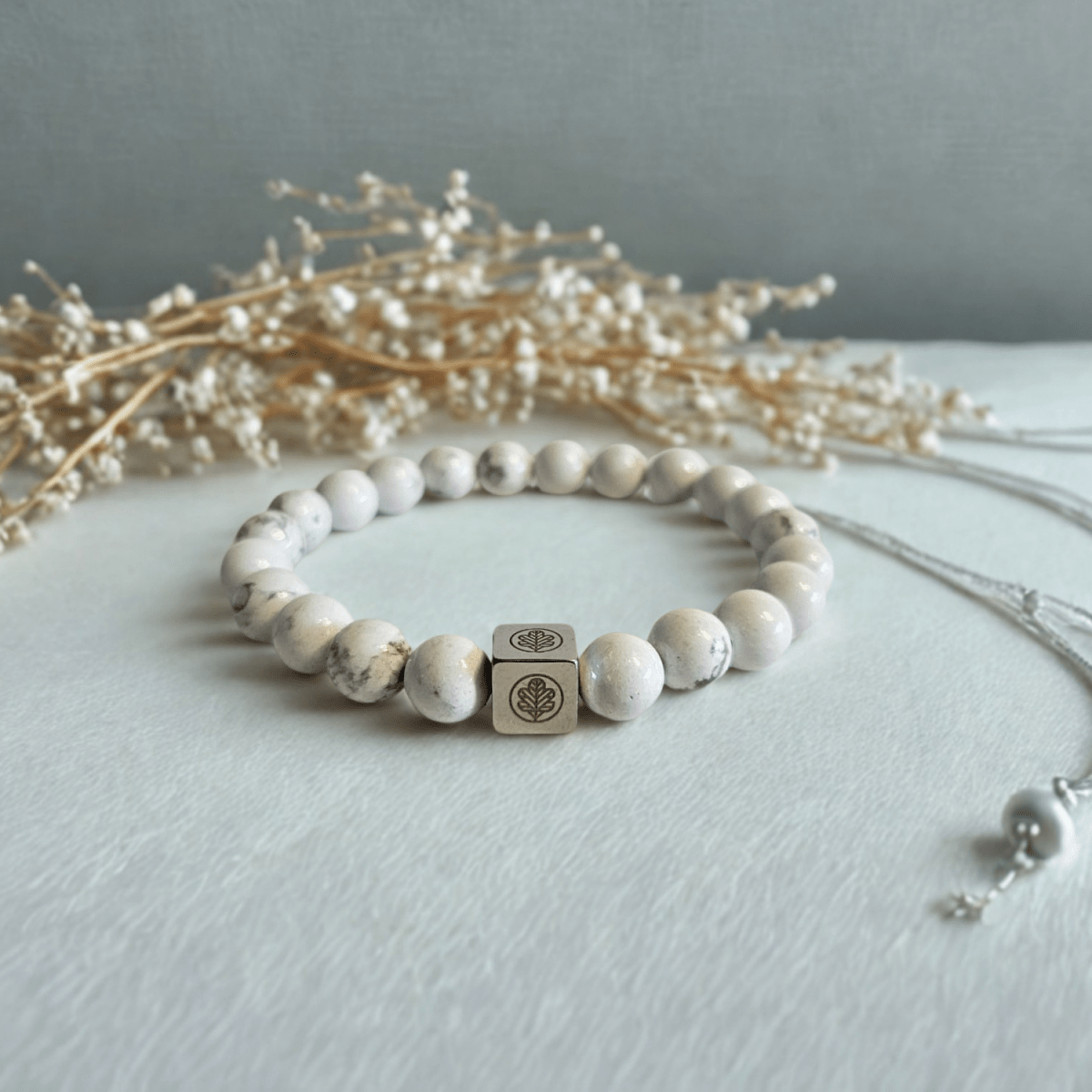 The Elemental Set – Howlite, Tiger’s Eye & Labradorite - Iron & Oak Amsterdam