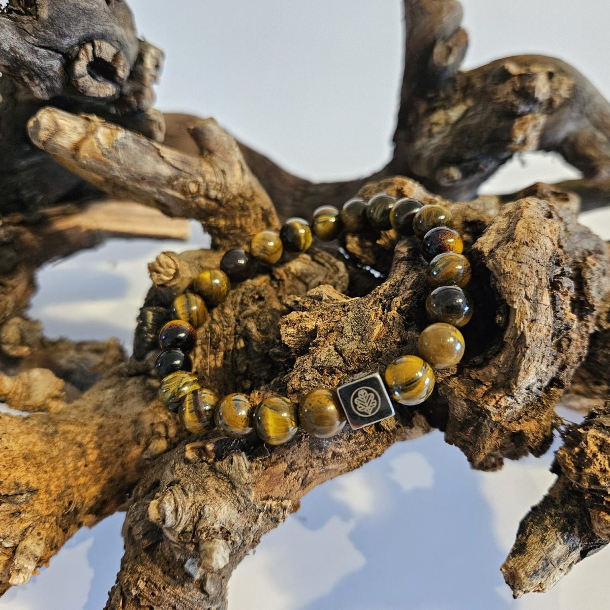 The Ember Eye Bracelet - WoodzZ